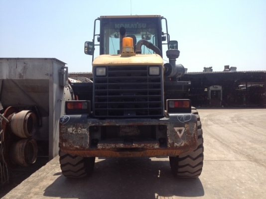 รถตักล้อยาง2คิว Komatsu WA200-5 สภาพเดิมๆ เพิ่งถึงไทย สภาพเนี๊ยบ