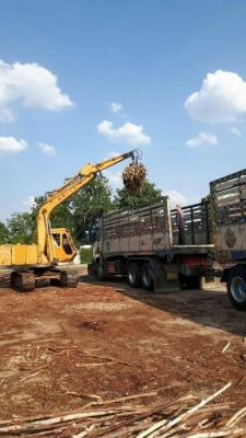KOMATSU PC100-2