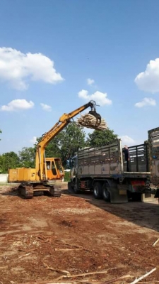 KOMATSU PC100-2