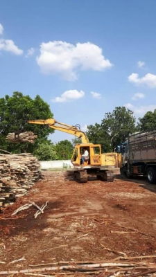 KOMATSU PC100-2