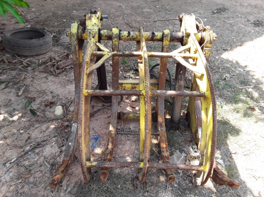 ขายด่วน ชุดคีบอ้อย+บุ้งกี๋ ขายด่วน ชุดคีบอ้อย+บุ้งกี๋