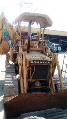 KOMATSU D20-2