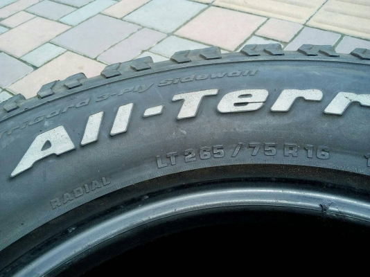 265/75R16 BF Goodrich มี 2 เส้น tel.063-286-3551 , 081-427-3941 265/75R16 BF Goodrich มี 2 เส้น tel.063-286-3551 , 081-427-3941