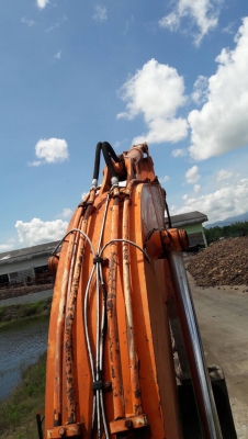 รถขุดEX200-2 เดิมๆสภาพดี ไฟฟ้าตัด ช่วงล่างสวย รถทำงานอยู่
