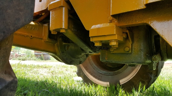 ขาย รถตัก CAT 910 สภาพพร้อมใช้งาน ต่อแขนเรียบร้อย เครื่องดี เกียร์ดี ปั้มดี ราคาต่อรองได้ครับ