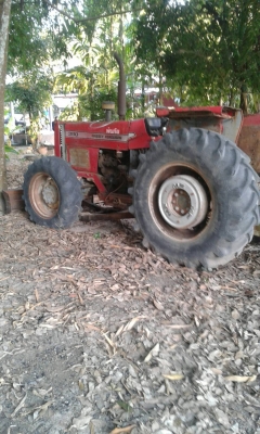 ขายรถไถ MASSY2เพลา 390 สภาพพร้อมไช้