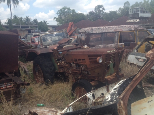 ขายด่วน รถไถโบราณ ยี่ห้อ DEUTZ  เครืองติดได้   เอาไว้โชว์  เพียง 70000 บาท