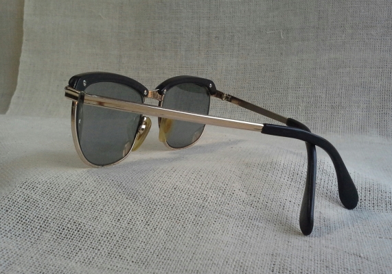 แว่นตาเยอรมันโกลด์ฟิลด์ ยุค '50s 'คลับมาสเตอร์' Vintage METZLER handmade in Germany 12 K แว่นตาเยอรมันโกลด์ฟิลด์ ยุค '50s 'คลับมาสเตอร์' Vintage METZLER handmade in Germany 12 K