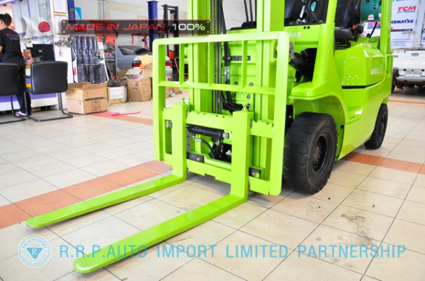 รถโฟล์คลิฟท์พร้อมขาย TOYOTA รุ่น 7FG15-19462 นำเข้าจากประเทศญี่ปุ่น 100\% ไม่เคยใช้งานในไทย