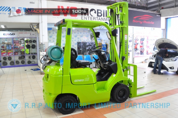 รถโฟล์คลิฟท์พร้อมขาย TOYOTA รุ่น 7FG15-19462 นำเข้าจากประเทศญี่ปุ่น 100\% ไม่เคยใช้งานในไทย