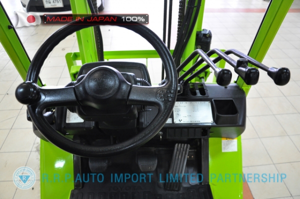 รถโฟล์คลิฟท์พร้อมขาย TOYOTA รุ่น 7FG15-19462 นำเข้าจากประเทศญี่ปุ่น 100\% ไม่เคยใช้งานในไทย