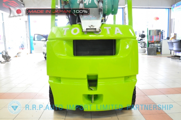 รถโฟล์คลิฟท์พร้อมขาย TOYOTA รุ่น 7FG15-19462 นำเข้าจากประเทศญี่ปุ่น 100\% ไม่เคยใช้งานในไทย