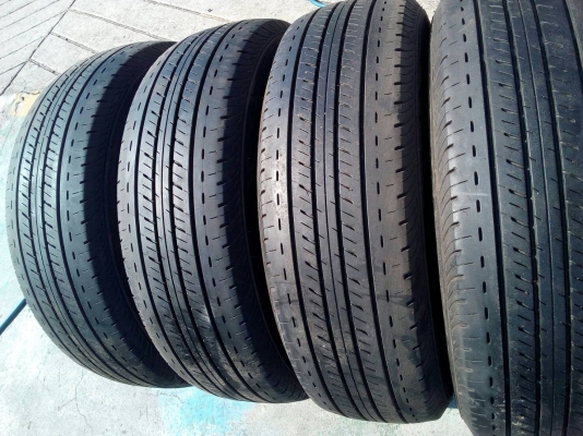 205/70R15 BRIDGESTONE DURAVIS R611 ปี15 ปีใหม่ๆ ไม่มีปะ ชุด 4 เส้น tel. 063-286-3551 ,081-427-3941 205/70R15 BRIDGESTONE DURAVIS R611 ปี15 ปีใหม่ๆ ไม่มีปะ ชุด 4 เส้น tel. 063-286-3551 ,081-427-3941