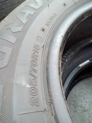 205/70R15 BRIDGESTONE DURAVIS R611 ปี15 ปีใหม่ๆ ไม่มีปะ ชุด 4 เส้น tel. 063-286-3551 ,081-427-3941 205/70R15 BRIDGESTONE DURAVIS R611 ปี15 ปีใหม่ๆ ไม่มีปะ ชุด 4 เส้น tel. 063-286-3551 ,081-427-3941