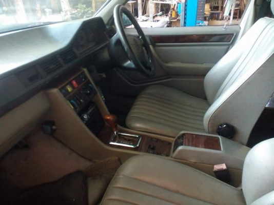 Benz E200 96 เครื่อง2J แก๊สขายตามสภาพ อ่านรายละเอียด Benz E200 96 เครื่อง2J แก๊สขายตามสภาพ อ่านรายละเอียด