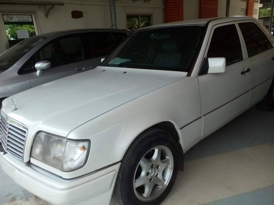 Benz E200 96 เครื่อง2J แก๊สขายตามสภาพ อ่านรายละเอียด