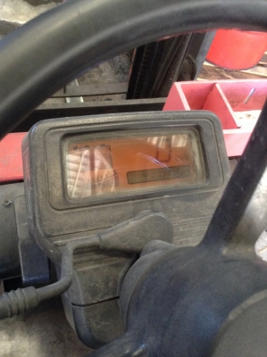 +++ ขายรถโฟล์คลิฟท์ไฟฟ้านั่งขับ TOYOTA 5FB15 ขนาด 1.5 ตัน เสา 3 เมตร ยางตันครับ (มี 2 คันครับ) +++ ขายรถโฟล์คลิฟท์ไฟฟ้านั่งขับ TOYOTA 5FB15 ขนาด 1.5 ตัน เสา 3 เมตร ยางตันครับ (มี 2 คันครับ)