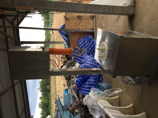 เครื่องปลอกทุเรียน