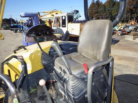 ขายแม็คโคร YANMAR VIO 40 พร้อมปากคีบ พร้อมใช้งาน นำเข้าญี่ปุ่นแท้ 100\% ติดต่อ 063-9316985 ID LINE :