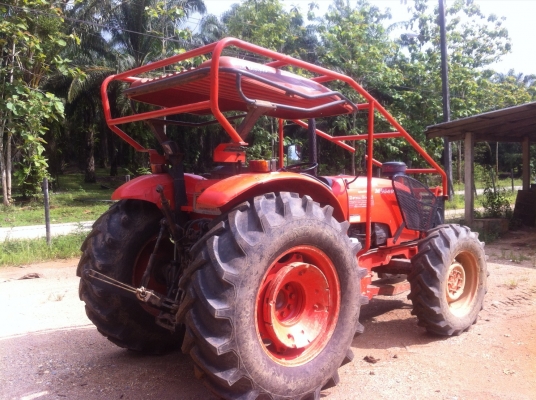 KUBOTA M9540 อุปกรณ์3ชิ้น เอกสารเล่มทะเบียน รถสวย พร้อมใช้งาน ราคาต่อรองได้ สนใจติดต่อ 0872976734