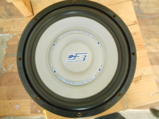 ลำโพงซับ 10 นิ้ว crossfire CF 310 ว้อยเดี่ยว1 ข้าง ลำโพงซับ 10 นิ้ว crossfire CF 310 ว้อยเดี่ยว1 ข้าง