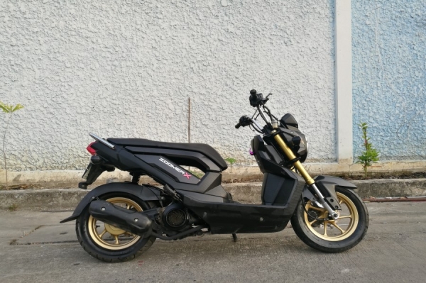 Zoomer x 2557 ตัวTop คอมบายเบรค รูดบัตรได้