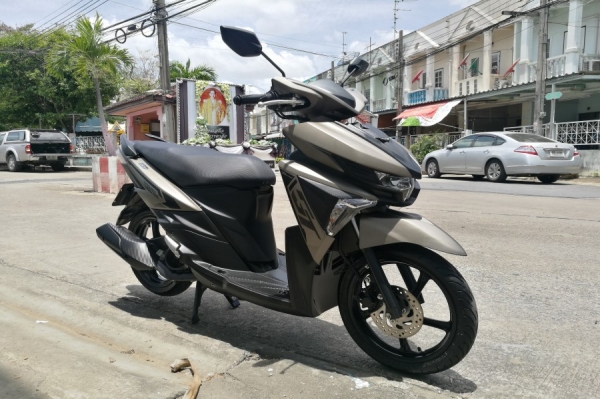 GT 125 2015 วิ่ง700โล รถบ้านแท้ สภาพใหม่มาก รูดบัตรได้ทุกธนาคาร