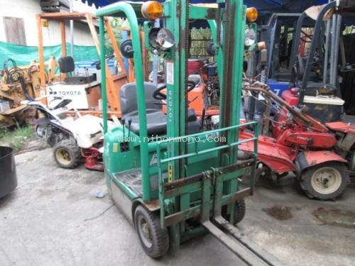 ราคาเพียง57,000 บาท!! รถยกไฟฟ้า TOYOTA 3FBK5 รหัสสินค้า : 13001269 www.nihonmono.com