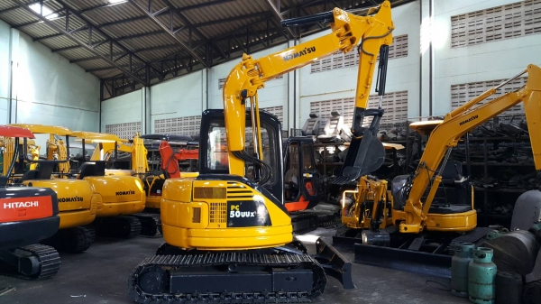 ขาย รถขุด KOMATSU รุ่น PC50UU-2- มือสองญี่ปุ่น แทรกเหล็ก สลัก บูทเอวแน่น 100\% พร้อมหัวเก๋ง มีไลน์กระแทก สำหรับใส่หัวกระแทกได้ คอนโทรลสั้น ทำงานคล่องต้ว ท้ายกลม บูมสไลด์ มือถือ/LINE ID : 0818753444 ขาย รถขุด KOMATSU รุ่น PC50UU-2- มือสองญี่ปุ่น แทรกเหล็ก สลัก บูทเอวแน่น 100\% พร้อมหัวเก๋ง มีไลน์กระแทก สำหรับใส่หัวกระแทกได้ คอนโทรลสั้น ทำงานคล่องต้ว ท้ายกลม บูมสไลด์ มือถือ/LINE ID : 0818753444