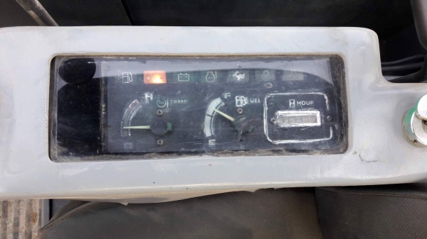 ขายรถแบ๊คโฮเก่านอก  ยี่ห้อ: KOBELOC แบบ: SK40SR  ปั้มนิ้ว คลอนโทนสั้น การทำงาน4500ชม. เก่านอกแท้ มีเอกสารใบอินวอย ไม่เคยใช้งานในไทย สนใจติดต่อ : 099-907-9273 กิ๊ฟ กมลชนก