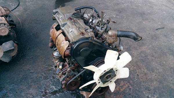ขายเครื่องยนต์ดีเซลโตโยต้า 2L ขายเครื่องยนต์ดีเซลโตโยต้า 2L