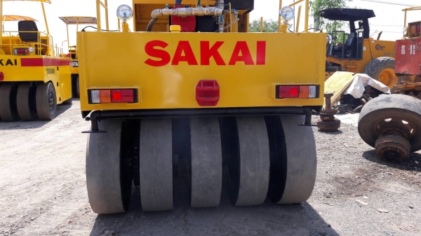 รถบดล้อยาง 9ล้อ SAKAI TS150 เอกสารเล่มทะเบียน