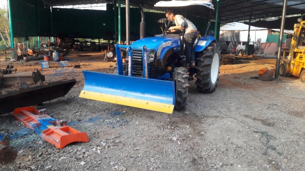 ขายแช้มรุ่น4548อุปกรครบมือดันผานโลตาลี่165000สนใจสอบถาม0868026494