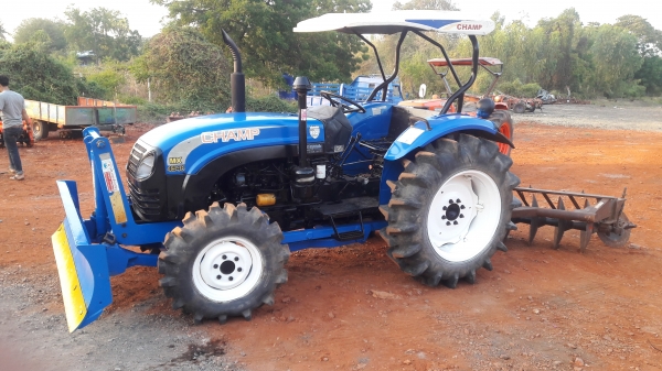 ขายแช้มรุ่น4548อุปกรครบมือดันผานโลตาลี่165000สนใจสอบถาม0868026494