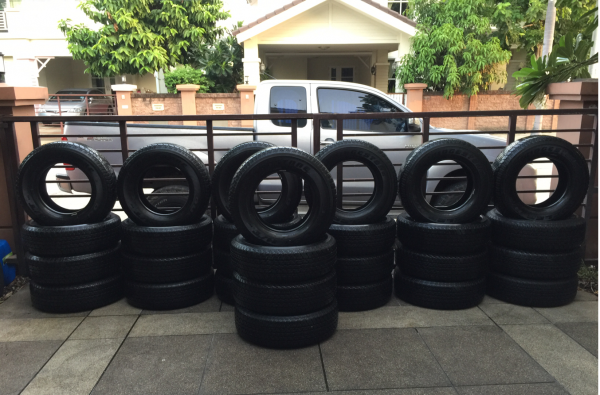 ยาง Bridgestone 245 70 16 ปลายปี16 ดอกเต็ม ไม่มีปะ เนื้อนิ่ม ใช้กันยาว ราคาไม่แพง ยาง Bridgestone 245 70 16 ปลายปี16 ดอกเต็ม ไม่มีปะ เนื้อนิ่ม ใช้กันยาว ราคาไม่แพง