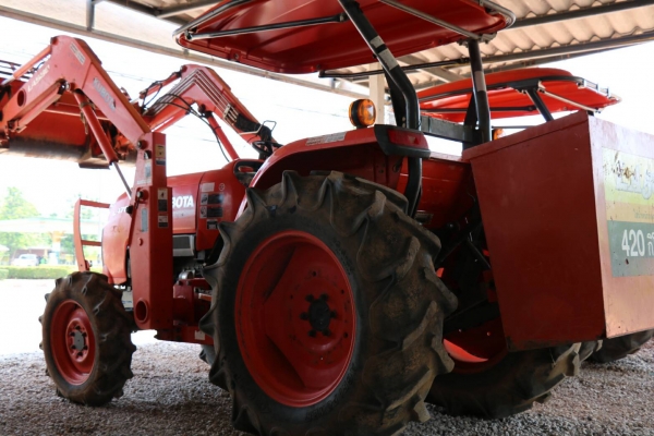 ขายรถไถ KUBOTA L4708 พร้อมชุดตักคูโบต้า ราคา 435,000 มีรถขนส่งบริการขนส่งทั่วไทย สามย่านแทรคเตอร์ อ.แกลง จ.ระยอง 0897489639,0818618678,0899347475 https://www.facebook.com/DC-Tractor-Rayong-3071545327?/shop? id line=0897489639 id line=0818618678 id line= ขายรถไถ KUBOTA L4708 พร้อมชุดตักคูโบต้า ราคา 435,000 มีรถขนส่งบริการขนส่งทั่วไทย สามย่านแทรคเตอร์ อ.แกลง จ.ระยอง 0897489639,0818618678,0899347475 https://www.facebook.com/DC-Tractor-Rayong-3071545327?/shop? id line=0897489639 id line=0818618678 id line=