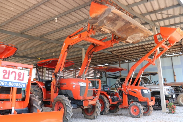 ขายรถไถ KUBOTA L4708  พร้อมชุดตักคูโบต้า ราคา 435,000  มีรถขนส่งบริการขนส่งทั่วไทย สามย่านแทรคเตอร์ อ.แกลง จ.ระยอง 0897489639,0818618678,0899347475 https://www.facebook.com/DC-Tractor-Rayong-3071545327?/shop? id line=0897489639 id line=0818618678 id line=