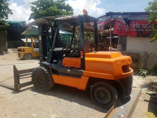ขายรถยกโฟล์คลิฟต์ ขนาด FD 4.5 งายาว เกียร์ธรรมดา ขายรถยกโฟล์คลิฟต์ ขนาด FD 4.5 งายาว เกียร์ธรรมดา