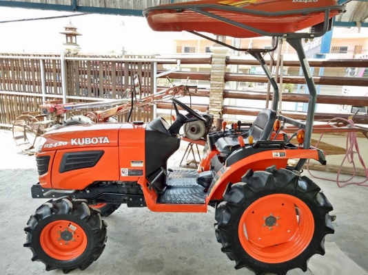 คูโบต้า B2420D 2 เพลา พวงมาลัยเพาเวอร์  ผลิตประเทศญี่ปุ่น..ตัวฮิต..ตัวทนของชาวไร่ ทำงาน 276 ชั่วโมง