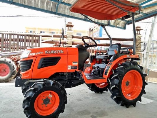 คูโบต้า B2420D 2 เพลา พวงมาลัยเพาเวอร์  ผลิตประเทศญี่ปุ่น..ตัวฮิต..ตัวทนของชาวไร่ ทำงาน 276 ชั่วโมง