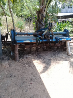 โลตารี 2.20 ใส่รถไถฟรอดอยู่ ขาย  45000 บาท ติดต่อทีเบอร์ 098 668-3479 -094 283-9369 คุณ สิทธิ์