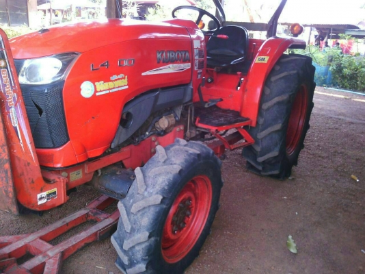 รถไถ 47  รถไถ 47 แรงอุปกร 2 ชิ้น    ยีห้อตราช้าง   รถปี 55    ช.ม 1700  นิดฯฯ  พร้อมลุยงาน ราคาเบา ฯ   380000 บาท ทะเบียนพร้อม  ดูรถ จ .สกนคร   วันทูคอล 098 668-3479 dtac 094 283-9369 สิทธิ์ คับ