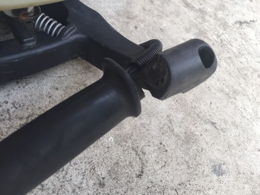 ขายเลื่อยตัดแต่งใบไม้ MAKITA เก่าญี่ปุ่น