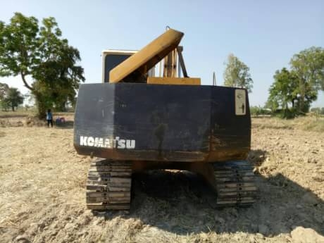 KOMATSU PC120-5