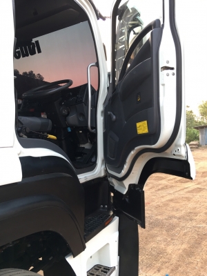 ขาย อีซูซุ360 ปี56 แม่-ลูก22ล้อ สภาพสวยพร้อมใช้คับ