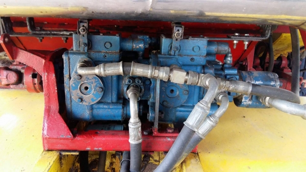 ขายรถเกี่ยวข้าว พร้อมเทรนเลอร์