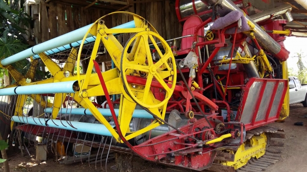 ขายรถเกี่ยวข้าว พร้อมเทรนเลอร์