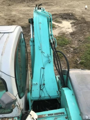 KOBELCO SK135SR YY03 KOBELCO SK135SR YY03