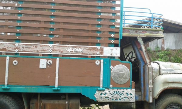 10 ล้อ เพลาเดียว หัวยาว เครื่อง 6BG1 175 แรง - กระบะไม้ พื้นเหล็ก สภาพพร้อมใช้ พร้อมโอน 10 ล้อ เพลาเดียว หัวยาว เครื่อง 6BG1 175 แรง - กระบะไม้ พื้นเหล็ก สภาพพร้อมใช้ พร้อมโอน