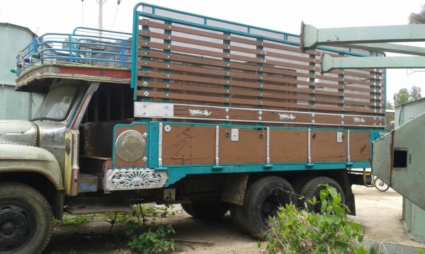 10 ล้อ เพลาเดียว หัวยาว เครื่อง 6BG1  175 แรง - กระบะไม้ พื้นเหล็ก สภาพพร้อมใช้ พร้อมโอน